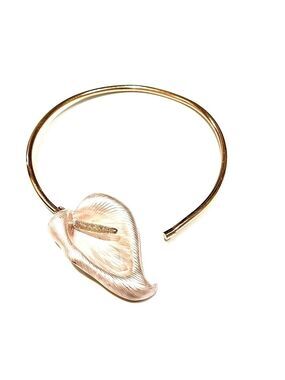HEAD-TURNING BOTANICAL | Two-Tone Cala Lily Sculptural Statement Necklace | NEW
